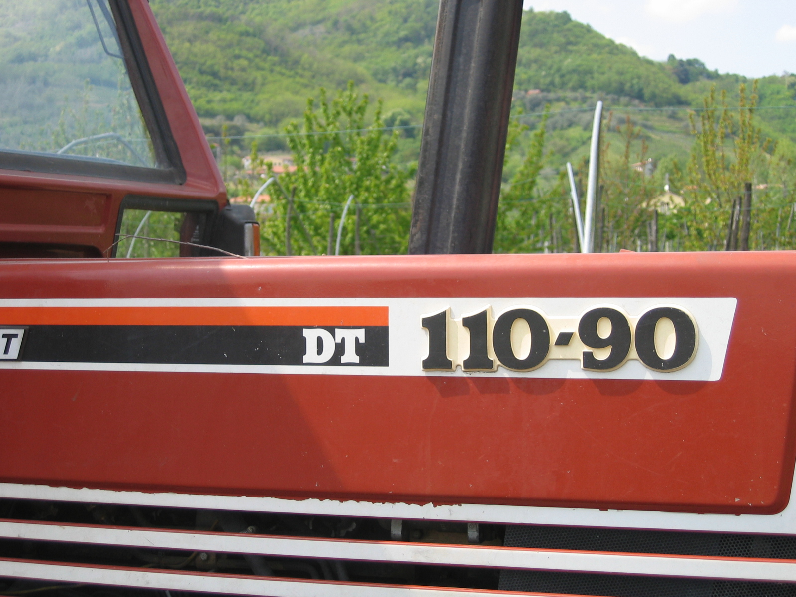 Fiat 110/90 Dt cofano