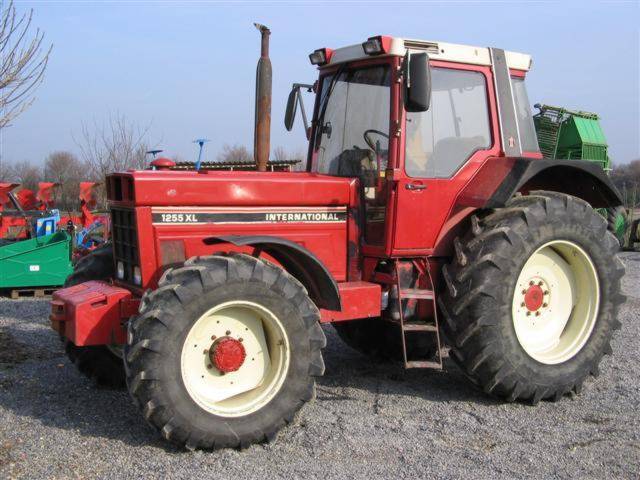 international 1255xl