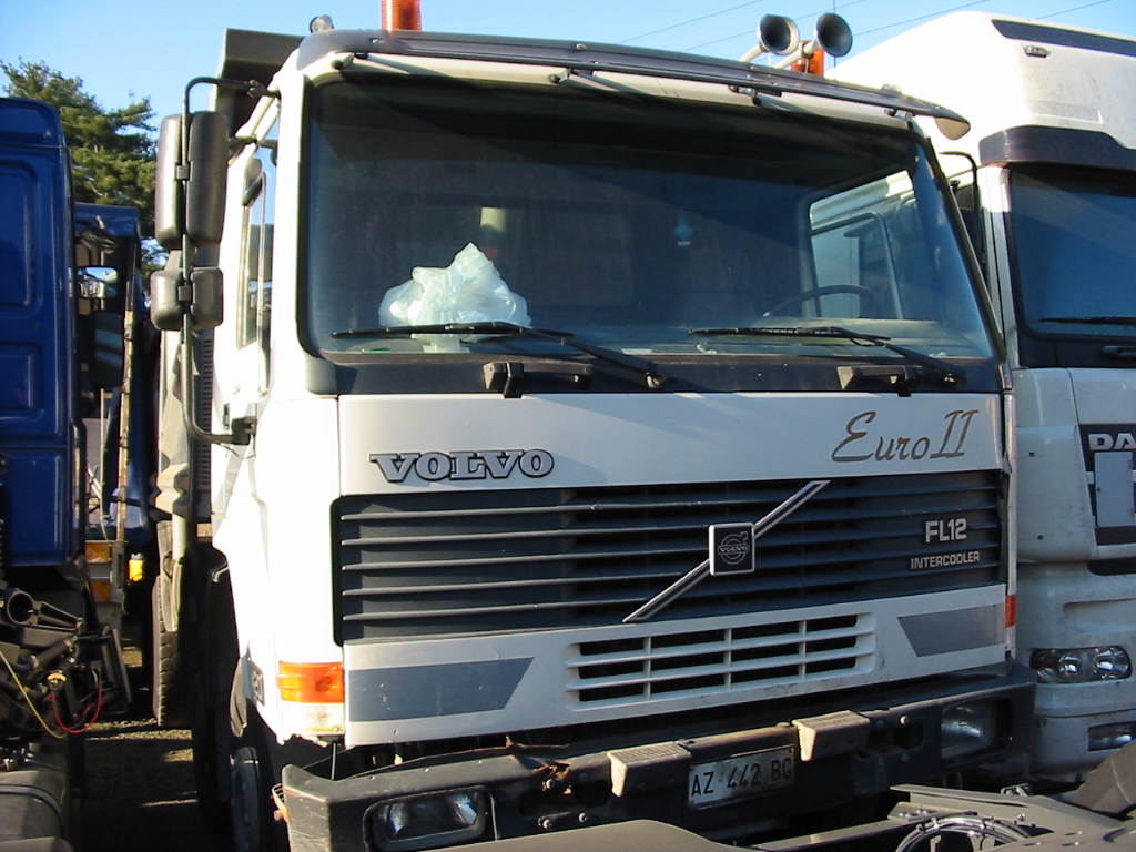 volvo fl12