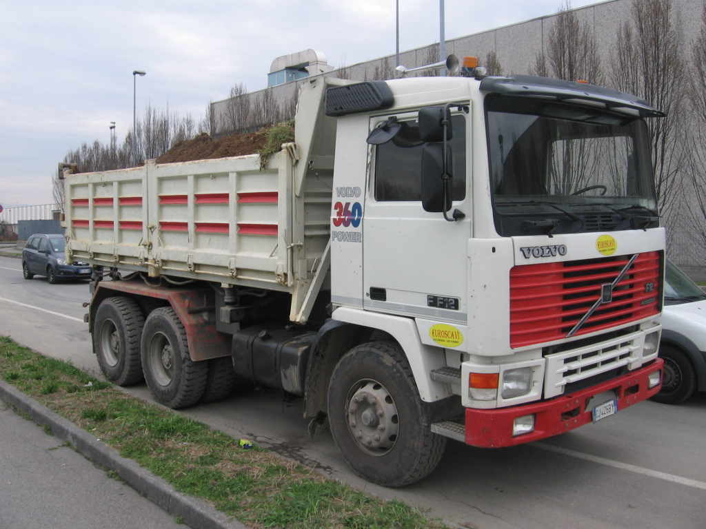 Volvo F12-360 Euroscavi