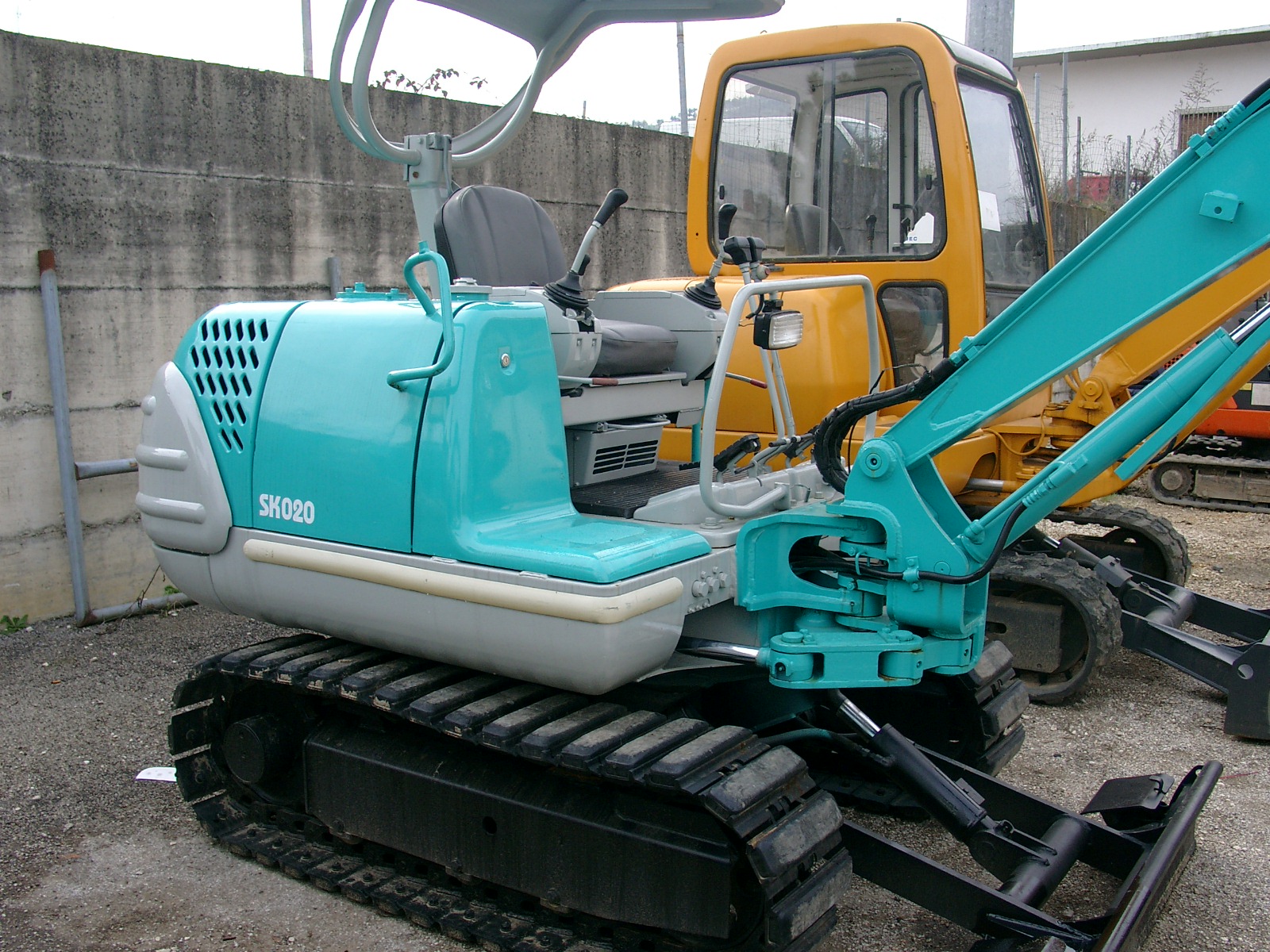 kobelco