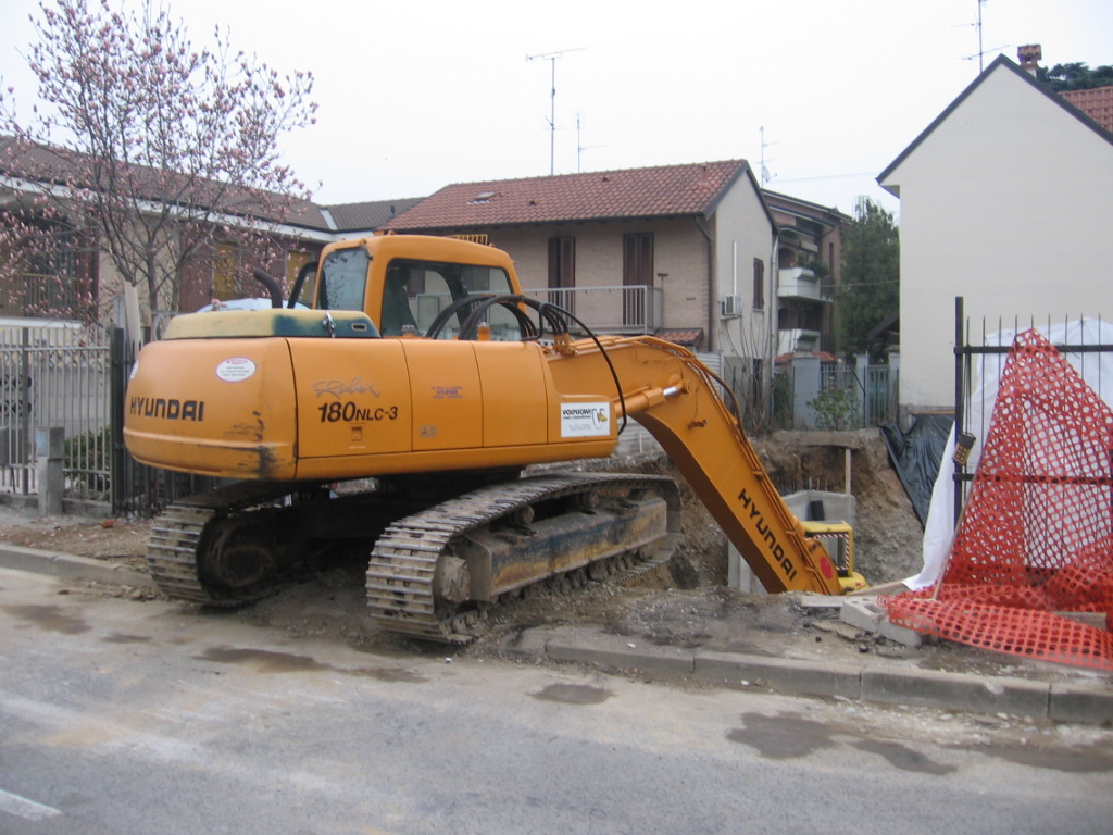 Hyundai Robex 180NLC-3
