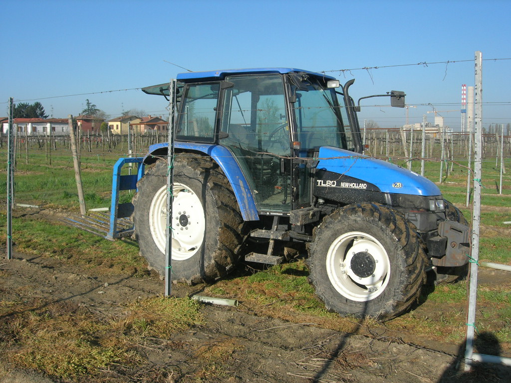 new holland tl80