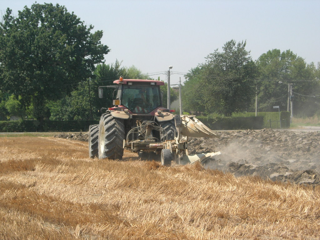 new holland G240