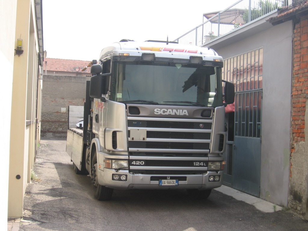 Scania 124L420