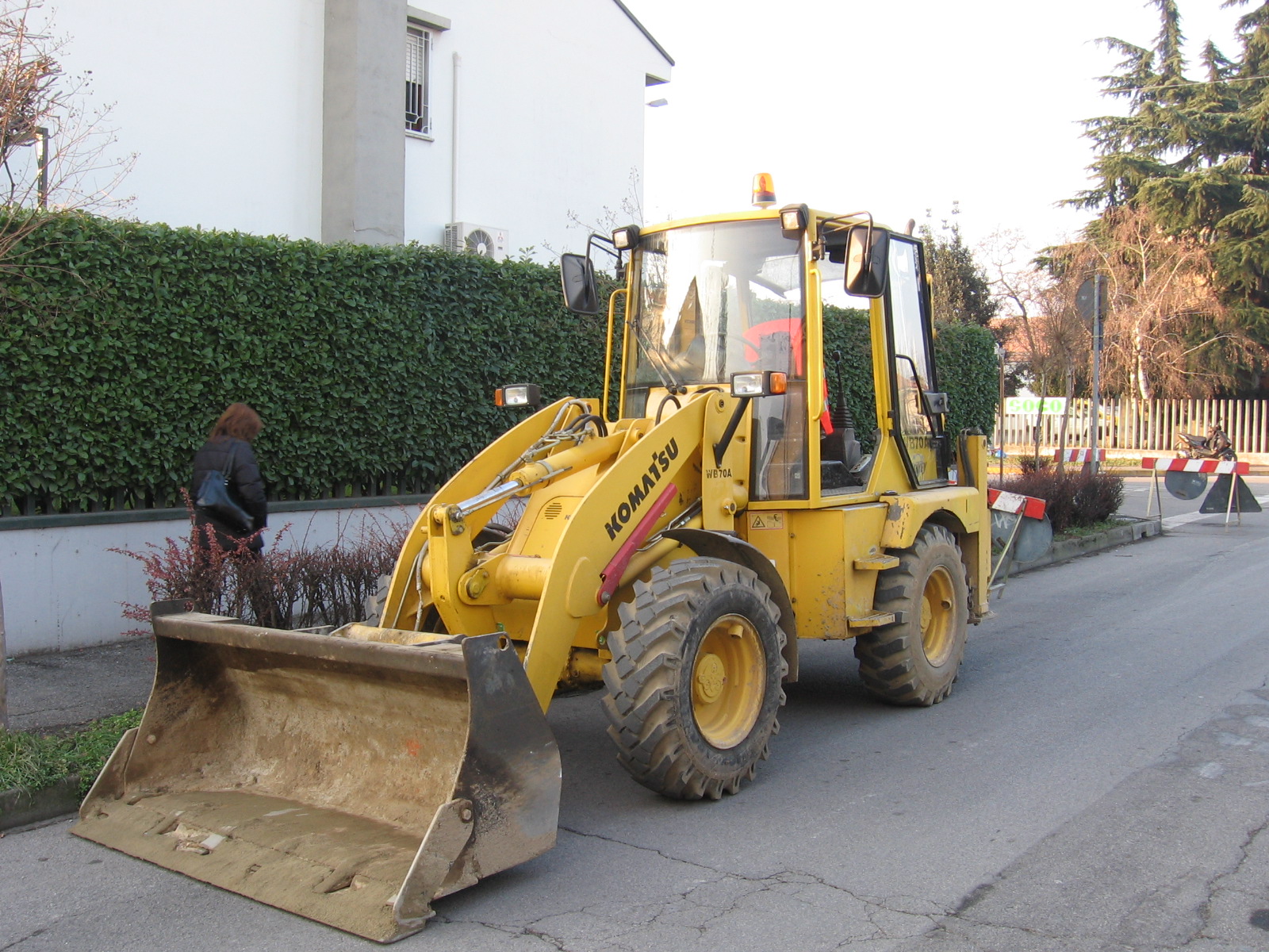 Komatsu WB 70A