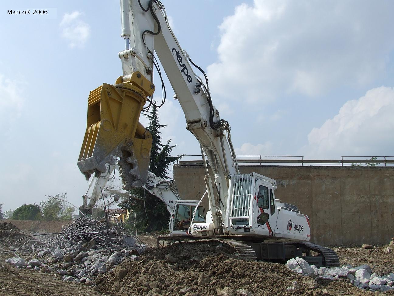 Daewoo 470 con carro scatolare tipo Cat