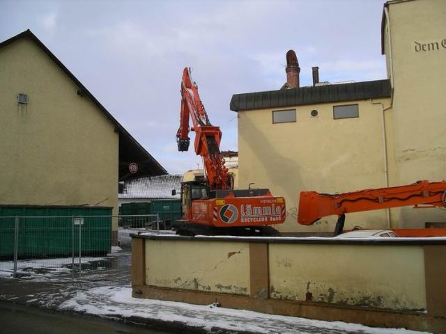 Hitachi 500 con braccio intercambiabile