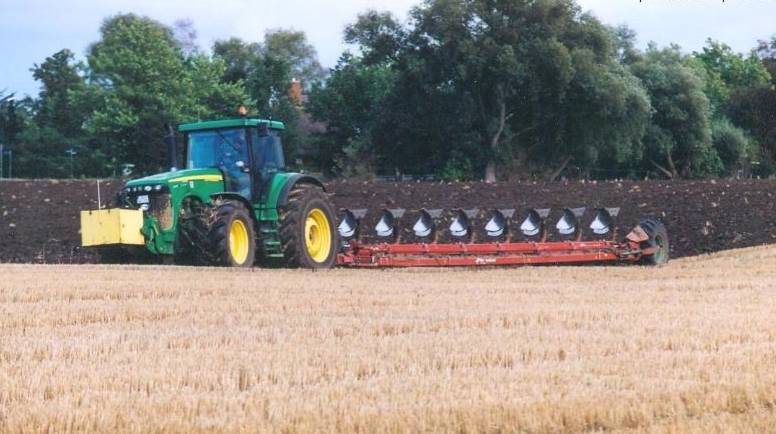 john deere 8520