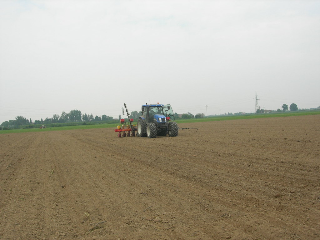 new holland ts135a