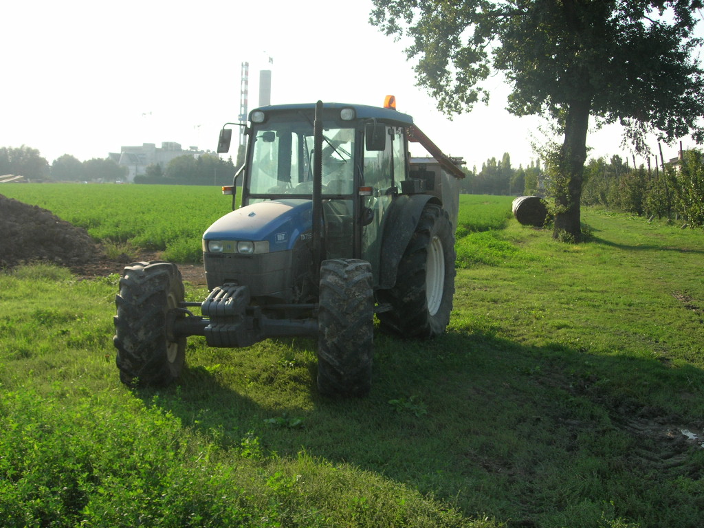 new holland tns75