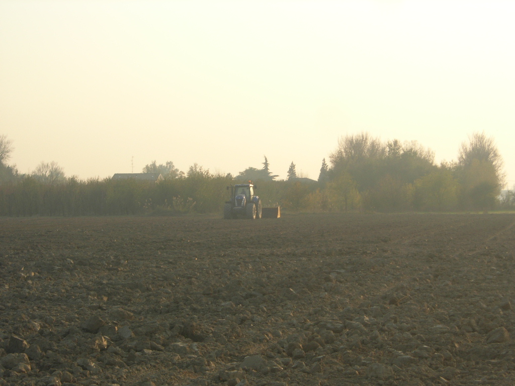 new holland tg285