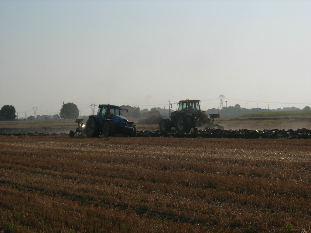 landini legend 160 e new holland G240