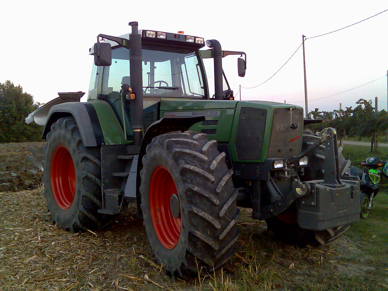 FENDT 818