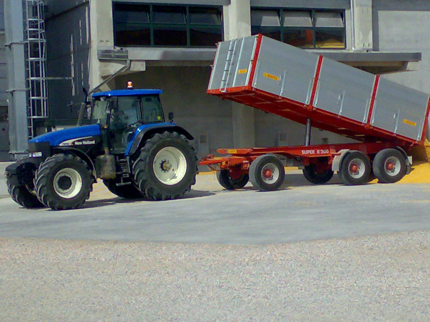 NEW HOLLAND TM190 ALLO SCARICO