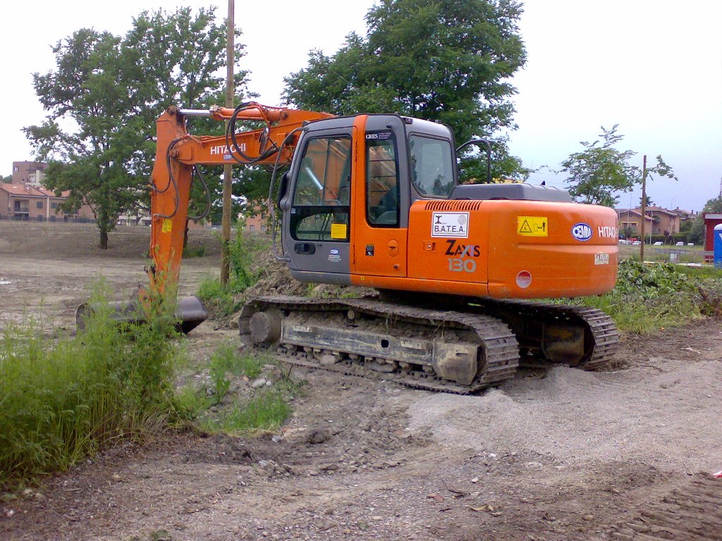 Hitachi Zaxis 130