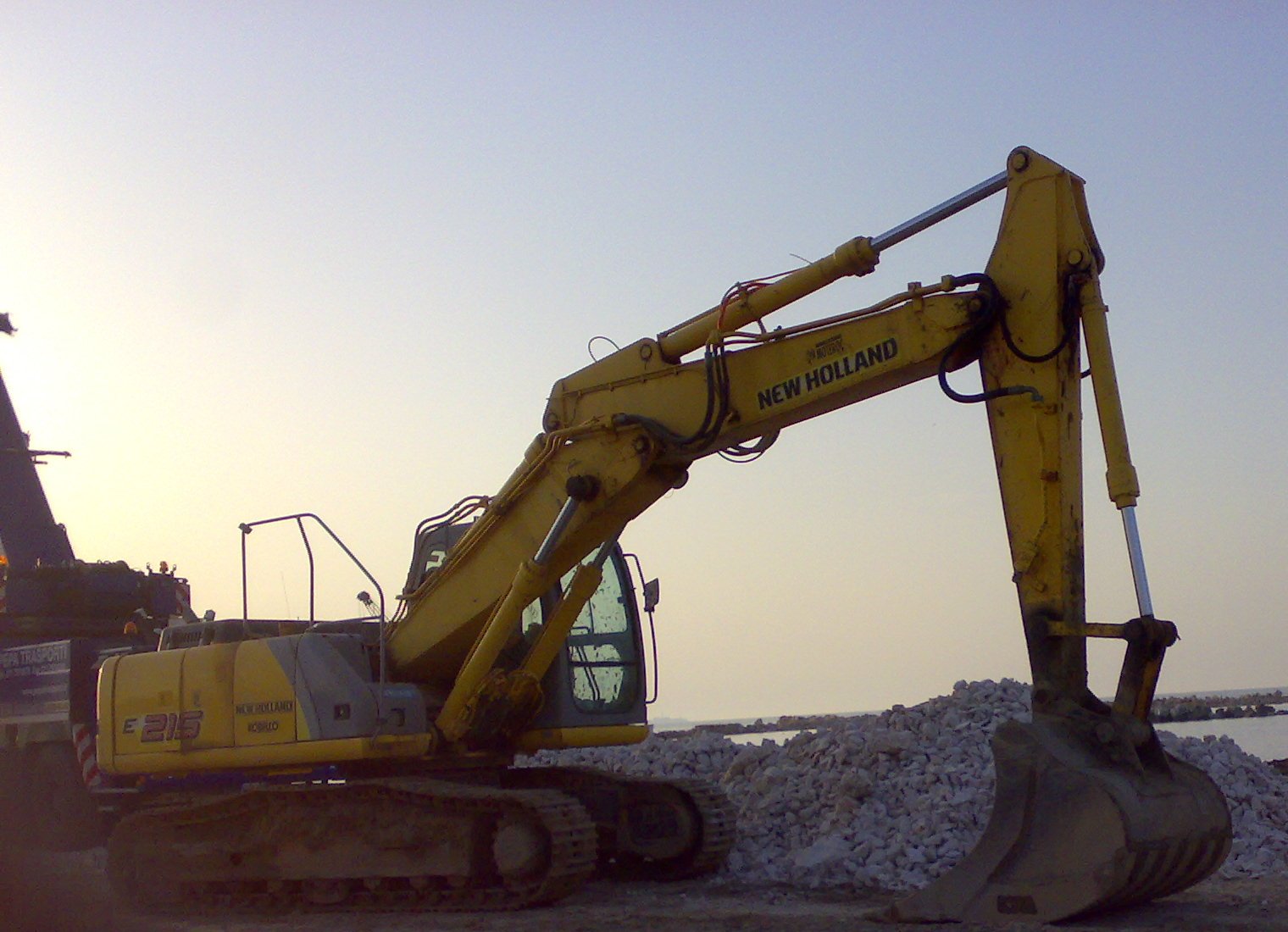 New Holland E215