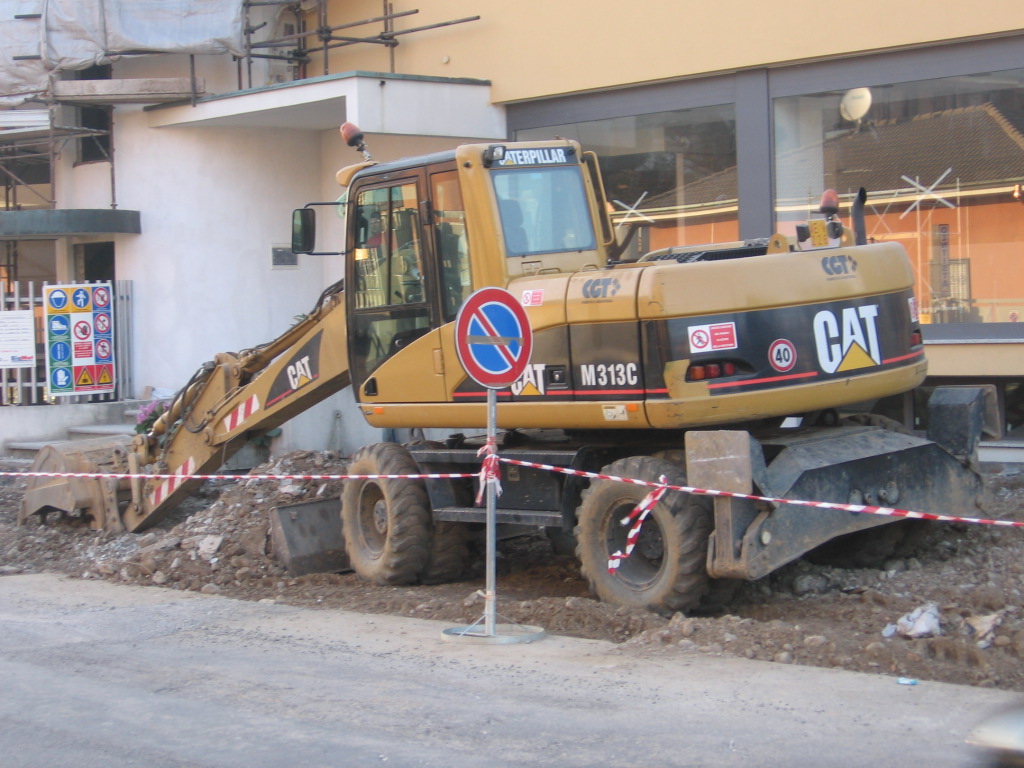 Caterpillar M313C