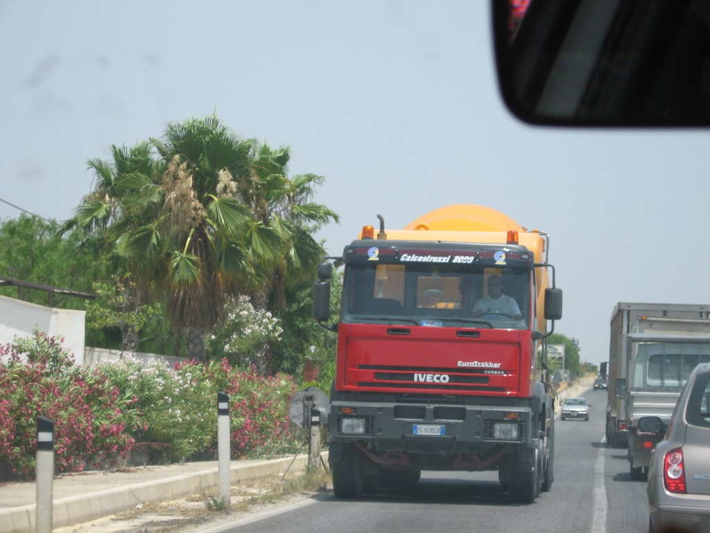 iveco eurotrakker