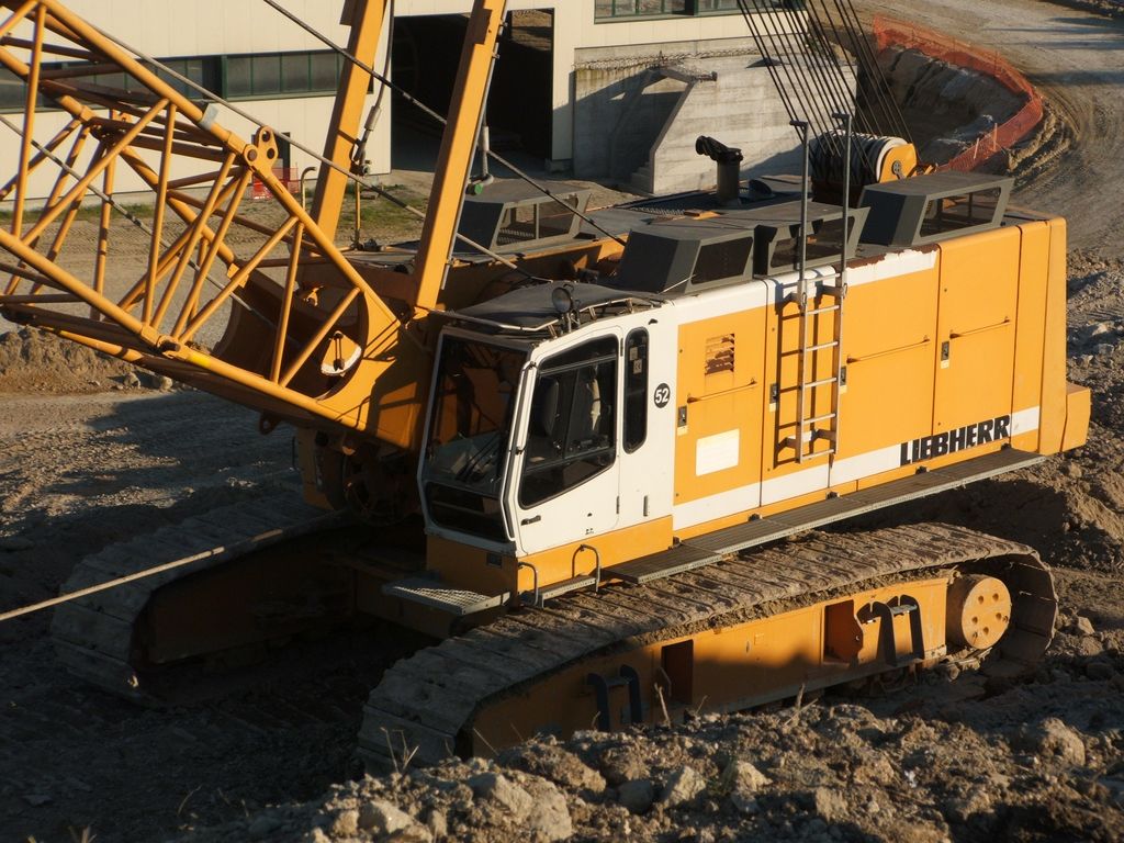Liebherr 883 dragline