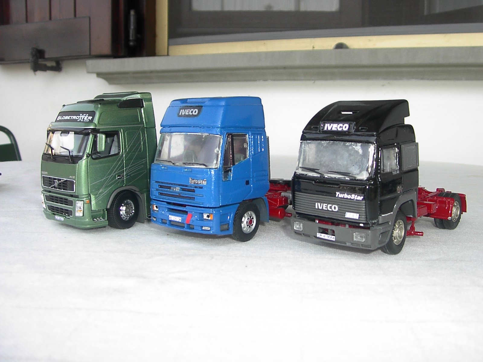 FH16, 440E52 e 190-48