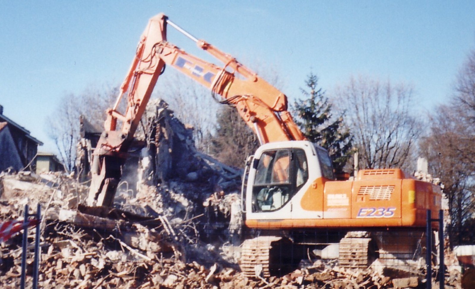 Demolizione Cinema Mignon Muggiò