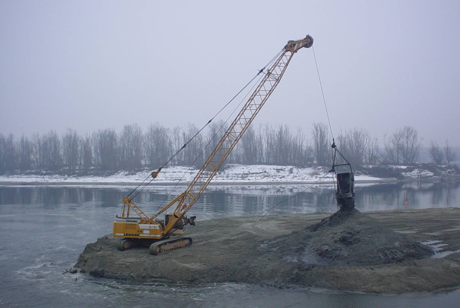 dragaggio ticino(Pavia)