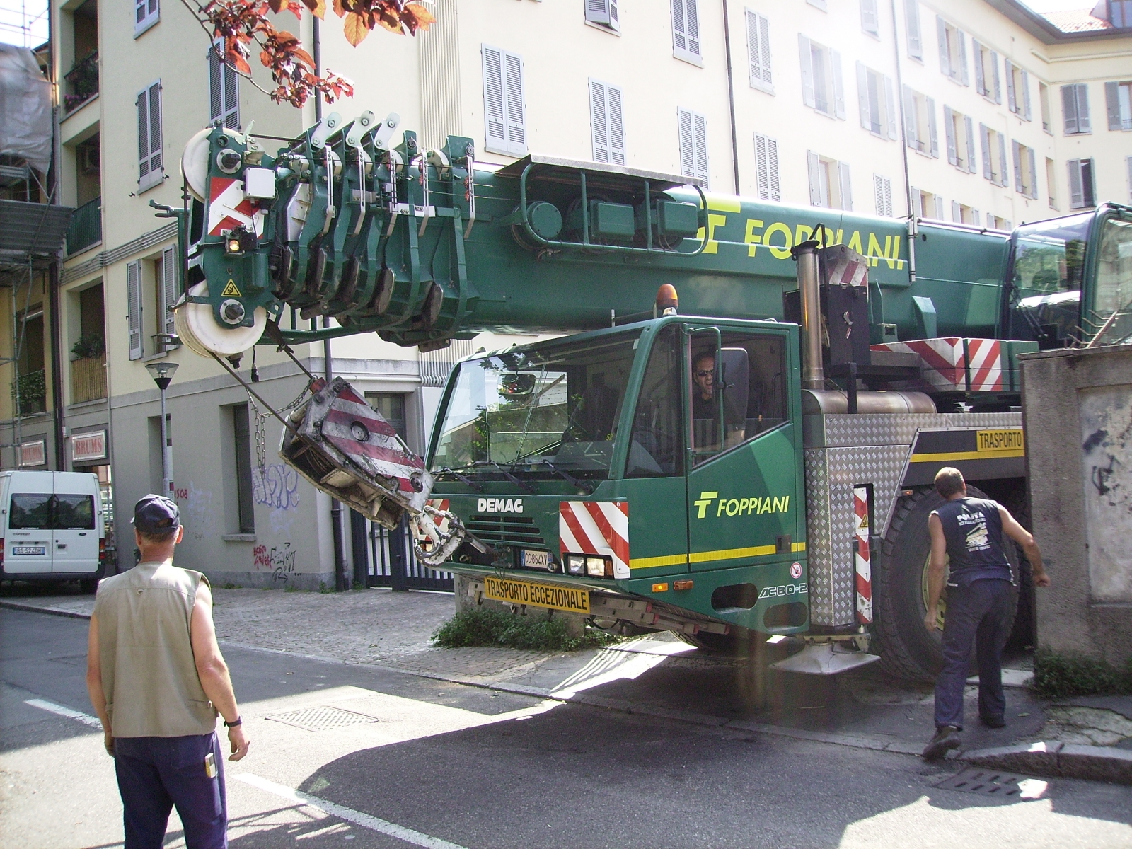 demag