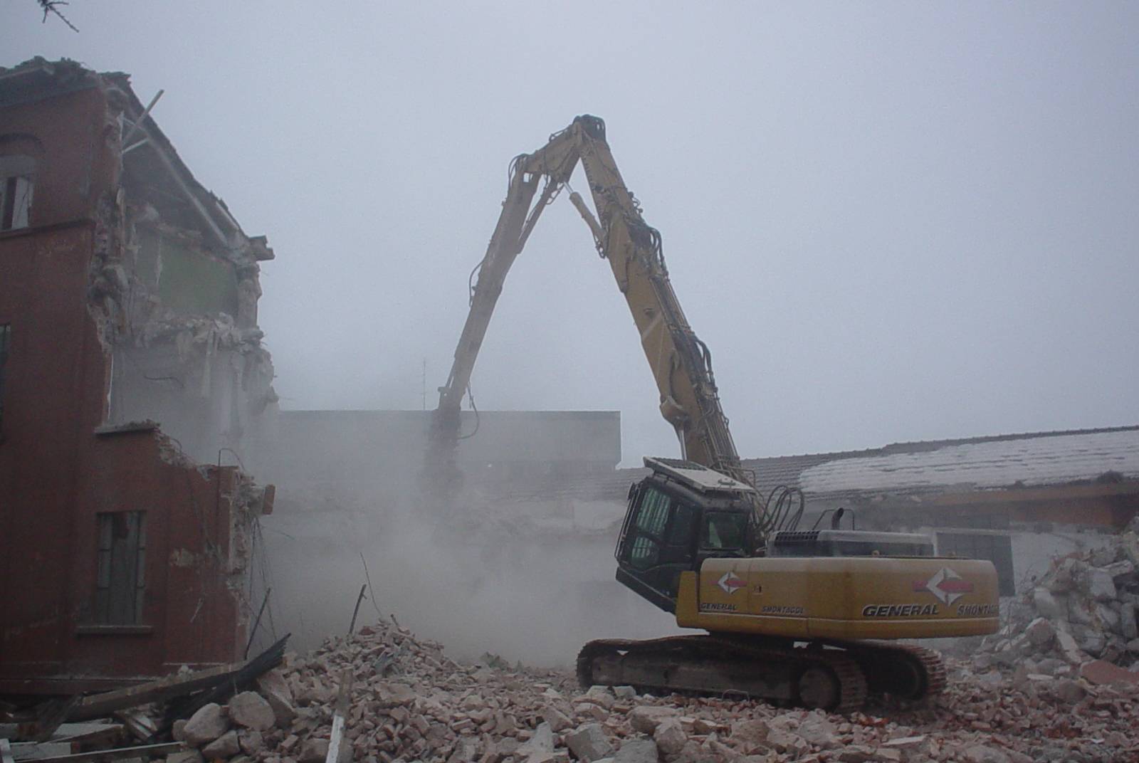 demolizione tipografia(GENERAL SMONTAGGI