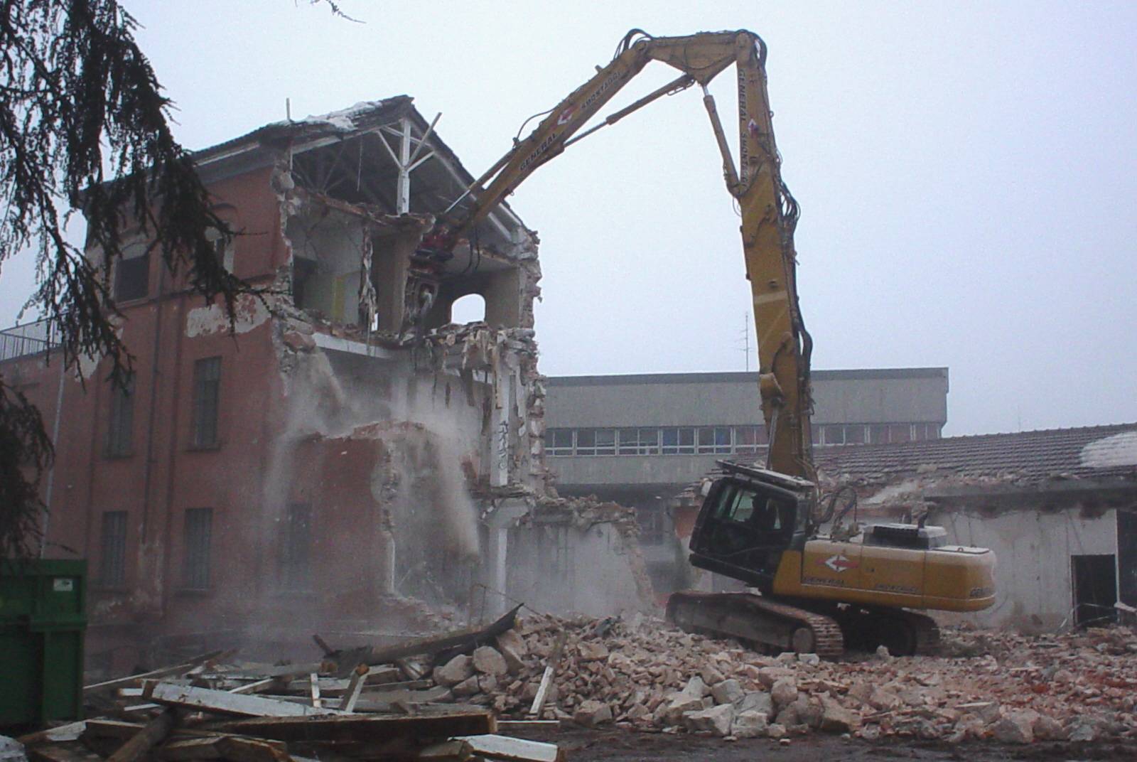 demolizione tipografia(GENERAL SMONTAGGI