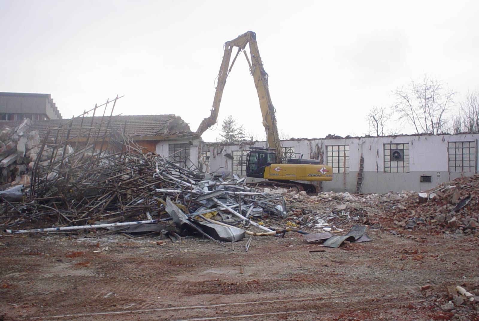 demolizione tipografia(GENERAL SMONTAGGI