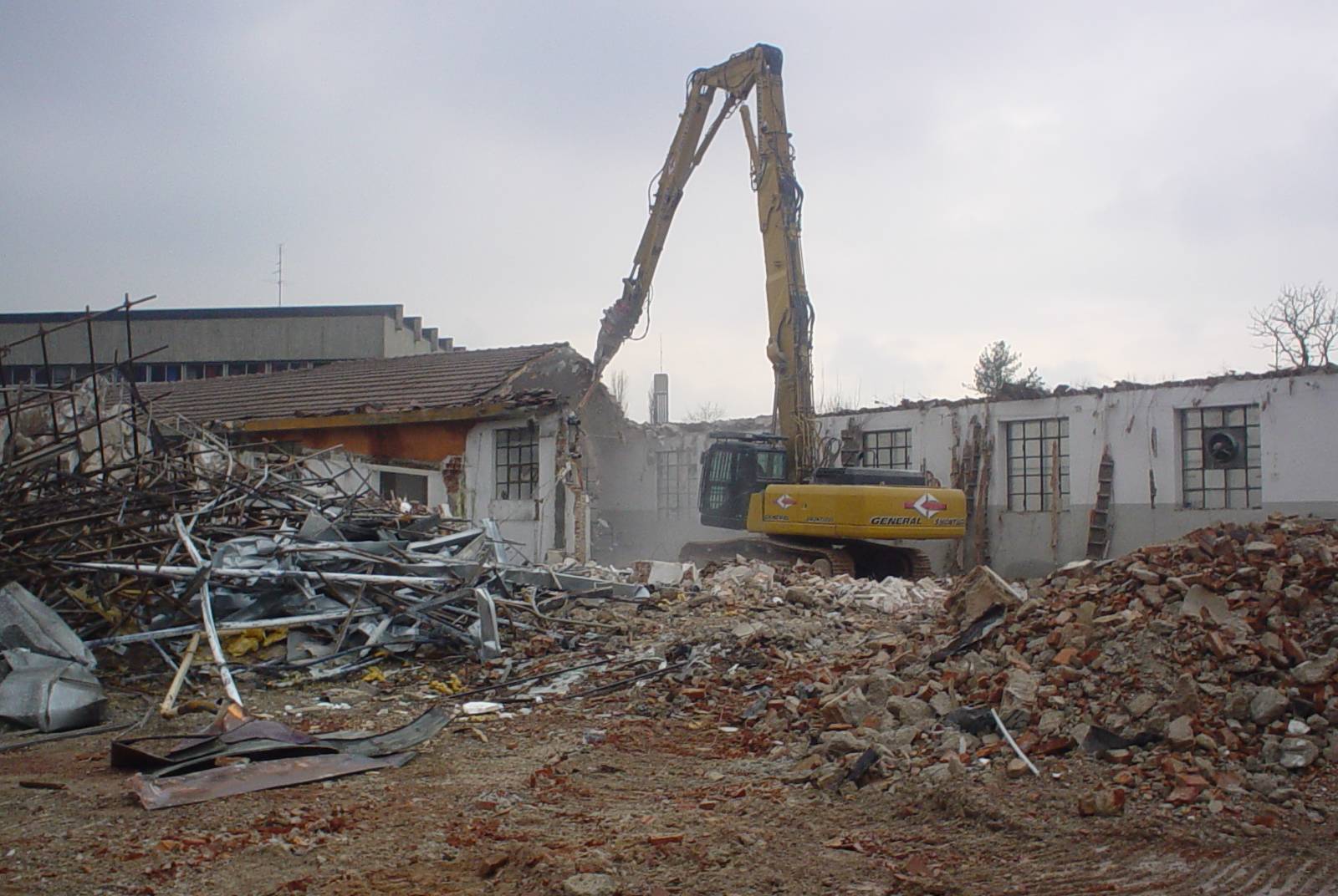 demolizione tipografia(GENERAL SMONTAGGI