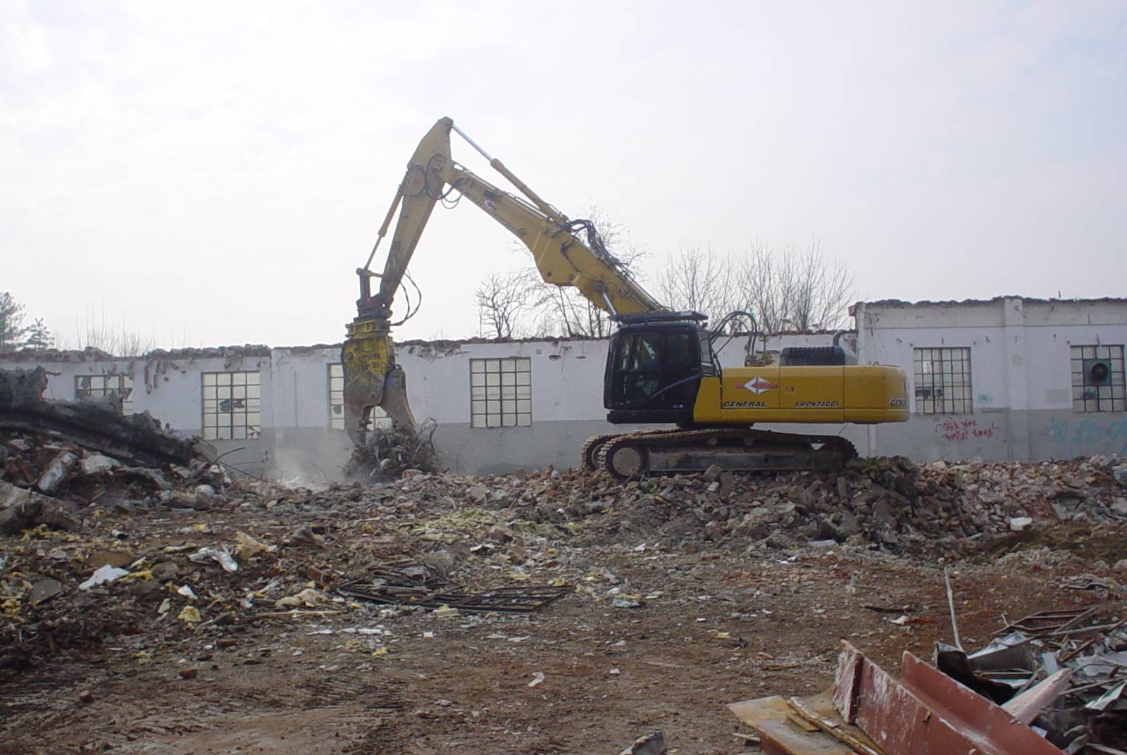 demolizione tipografia(GENERAL SMONTAGGI