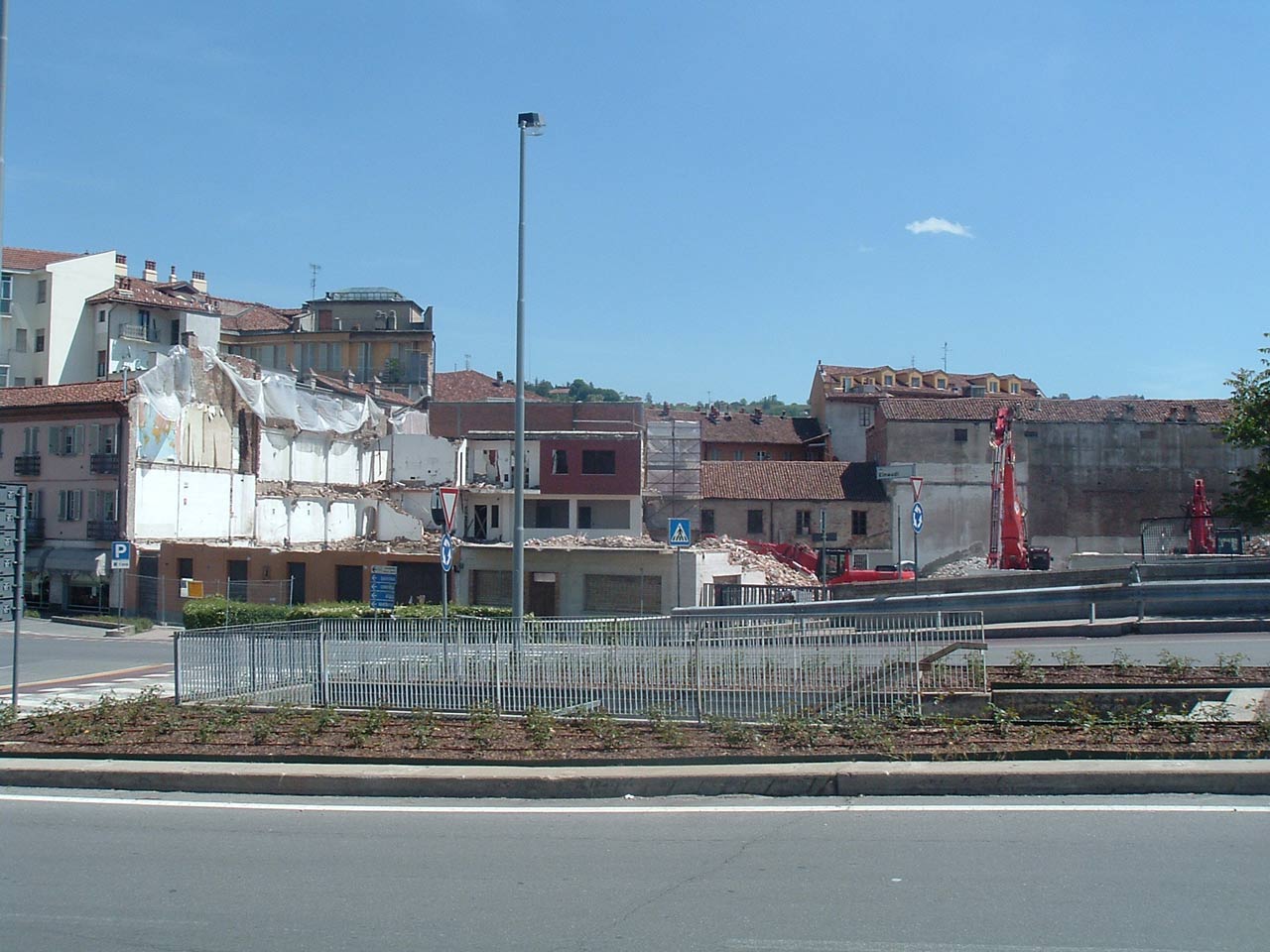 Vista della demolizione ormai ultimata