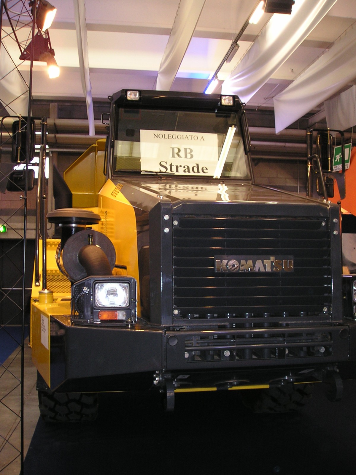 Komatsu HM 300