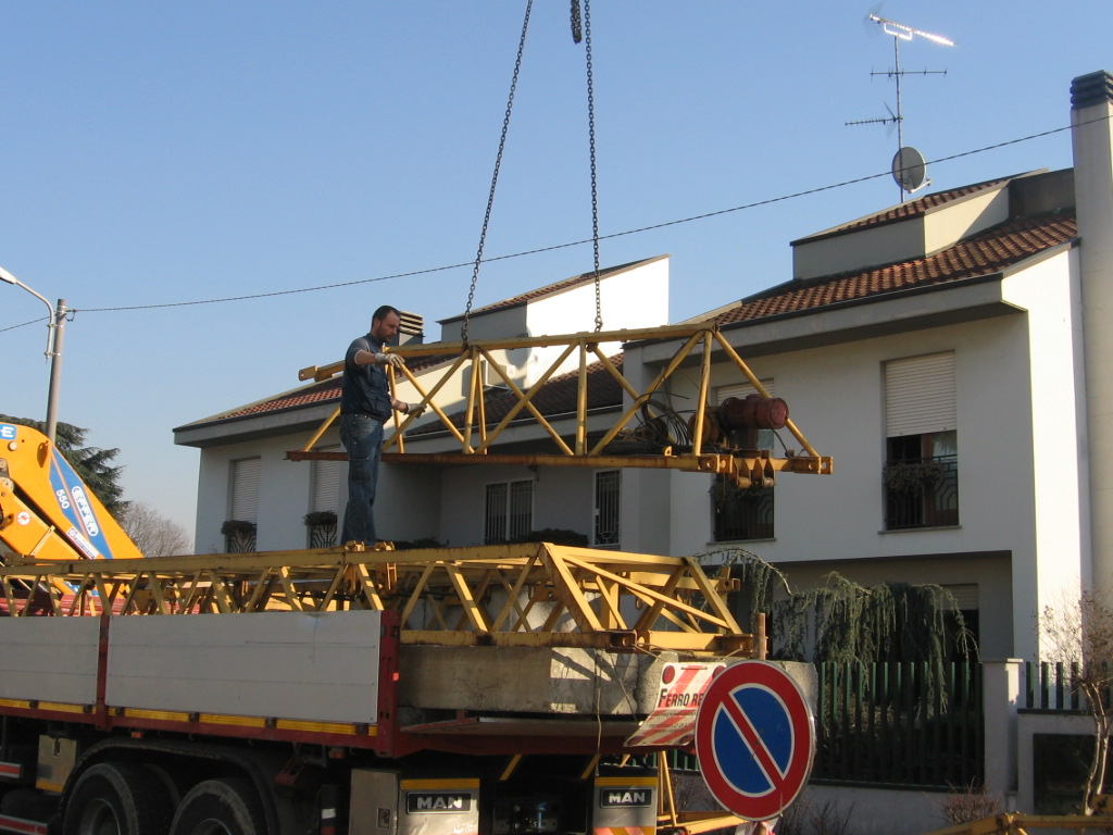 smontaggio Ferro:carico elementi freccia