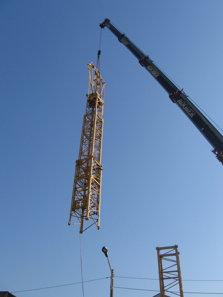 smontaggio Ferro:sollevamento torre