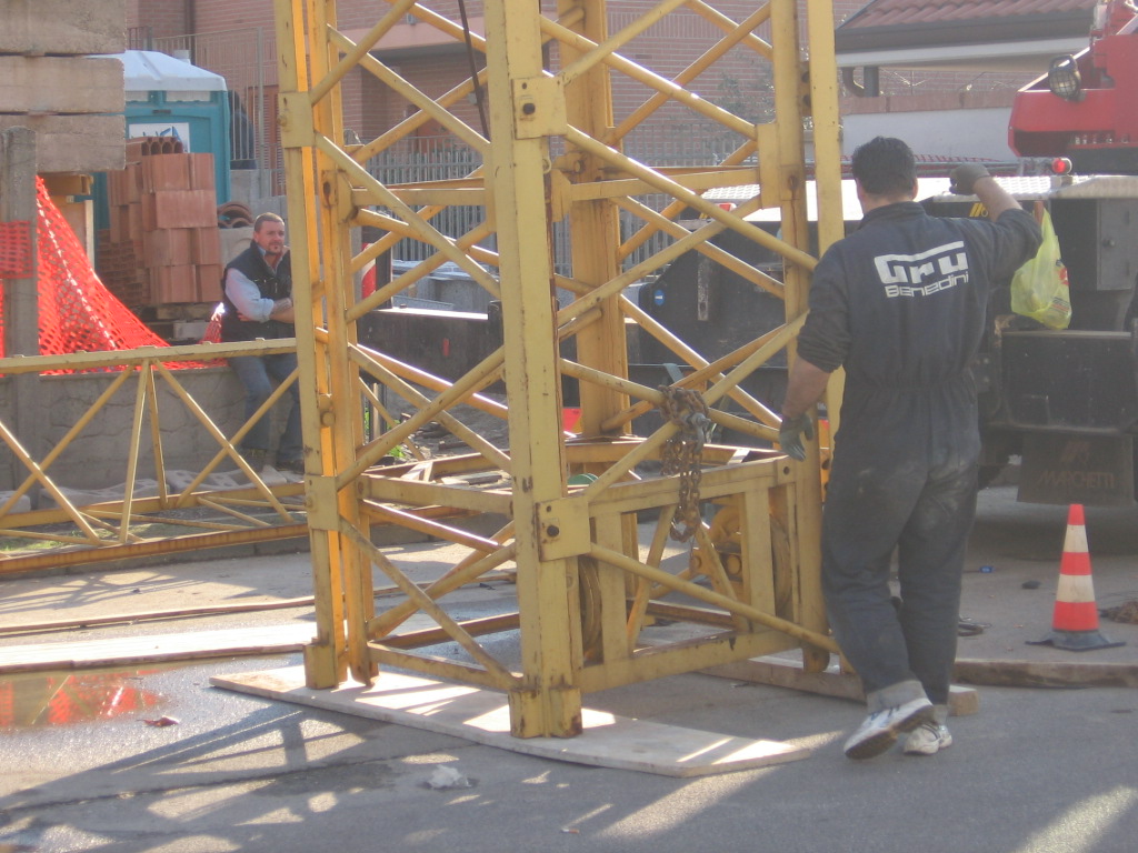 smontaggio Ferro:smontaggio torre