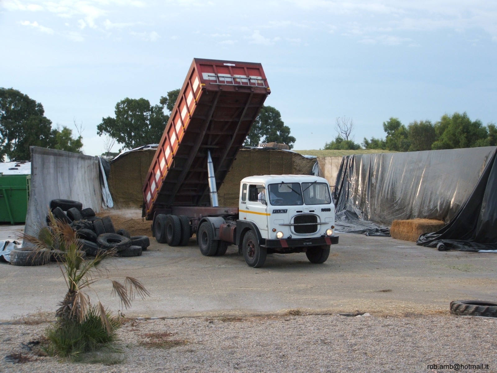 fiat 682 t4 con semirimorchio bartoletti......