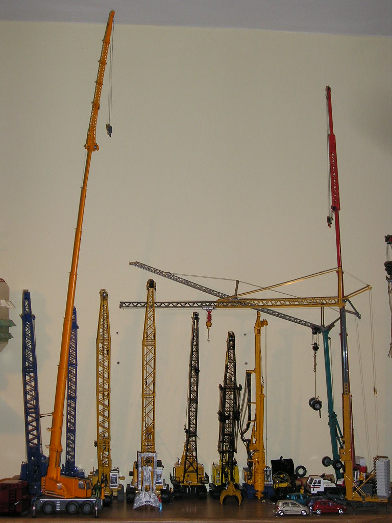 AGGIORNAMENTO SCAFFALE MODELLI 1:50