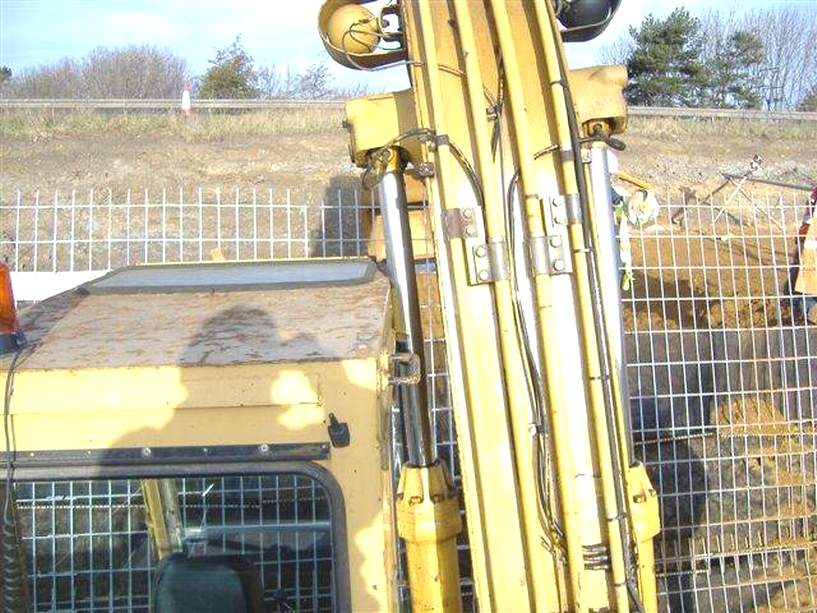 Caterpillar 215 DLC