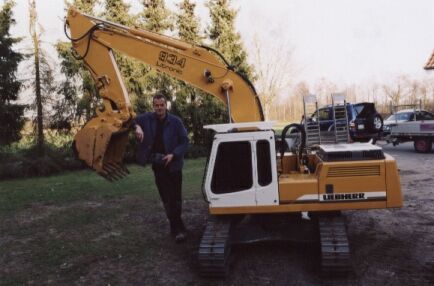LIEBHERR 934 2