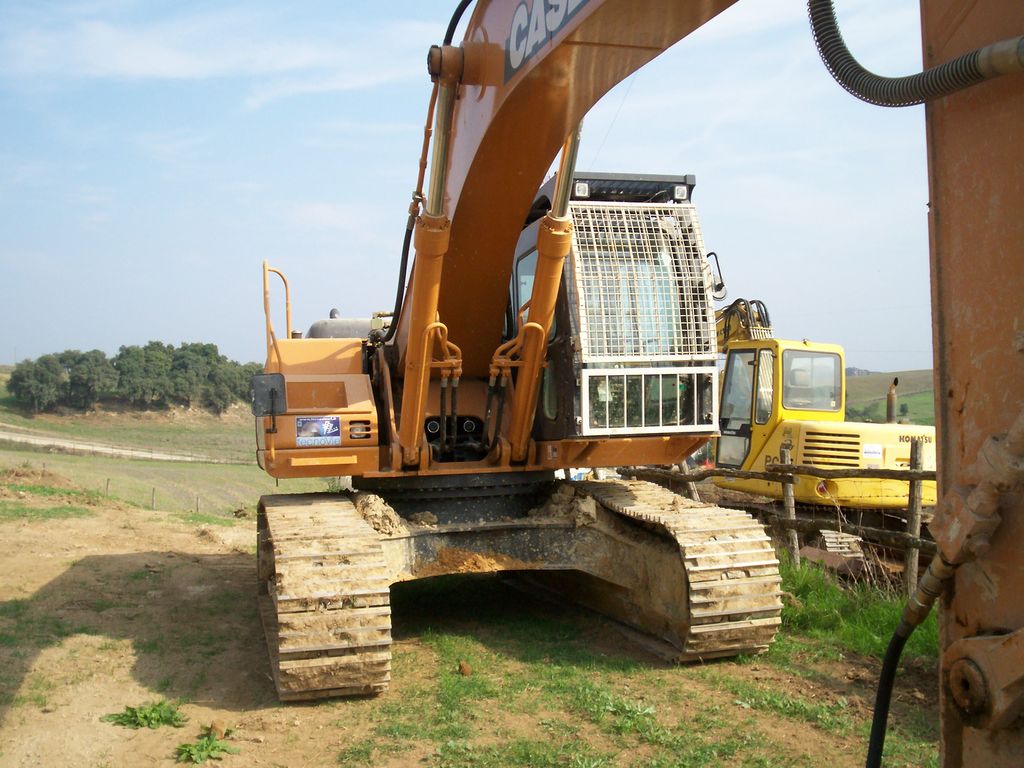 CASE CX 350 DELLA DITTA TECNOVIE IN MOSTRA