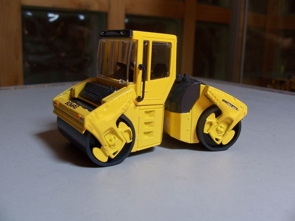 Bomag BW 202 AD