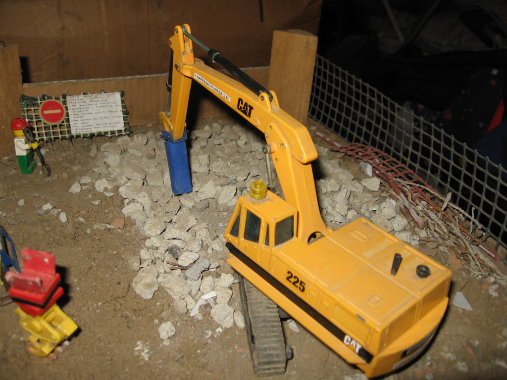 30\12\2006-demolizione piazzale