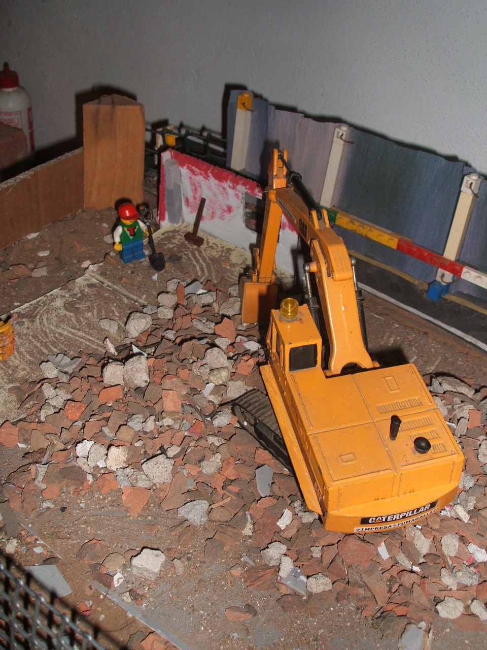 20\12\2006-rimozione macerie