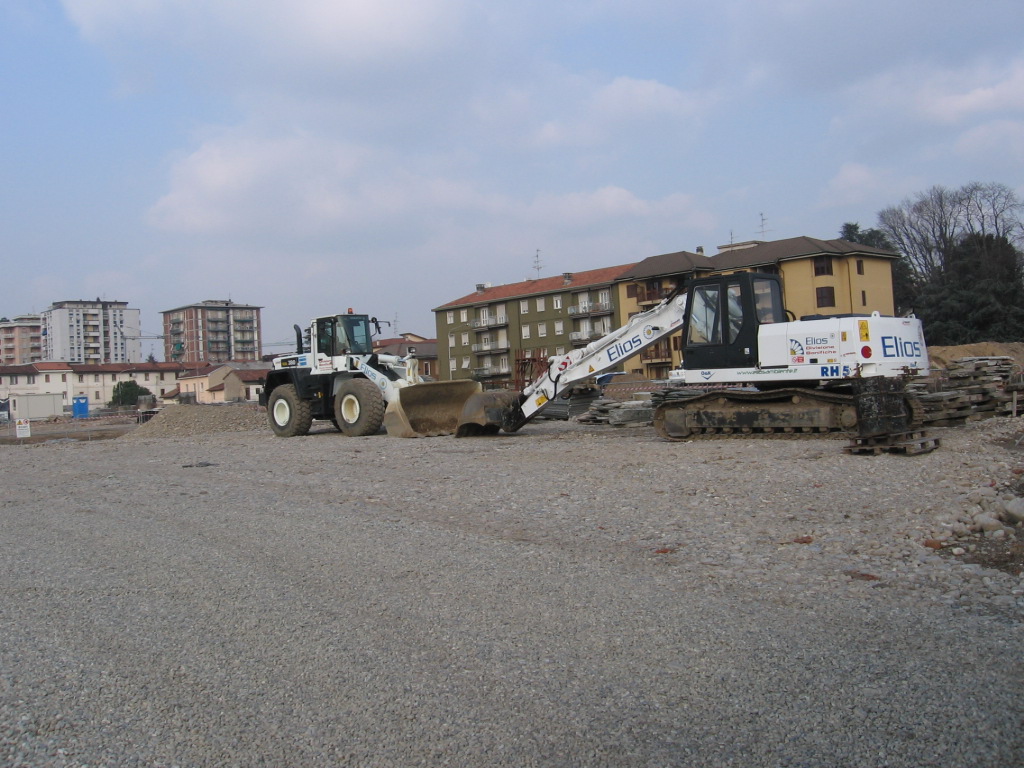 O&K RH5 e Komatsu WA 300