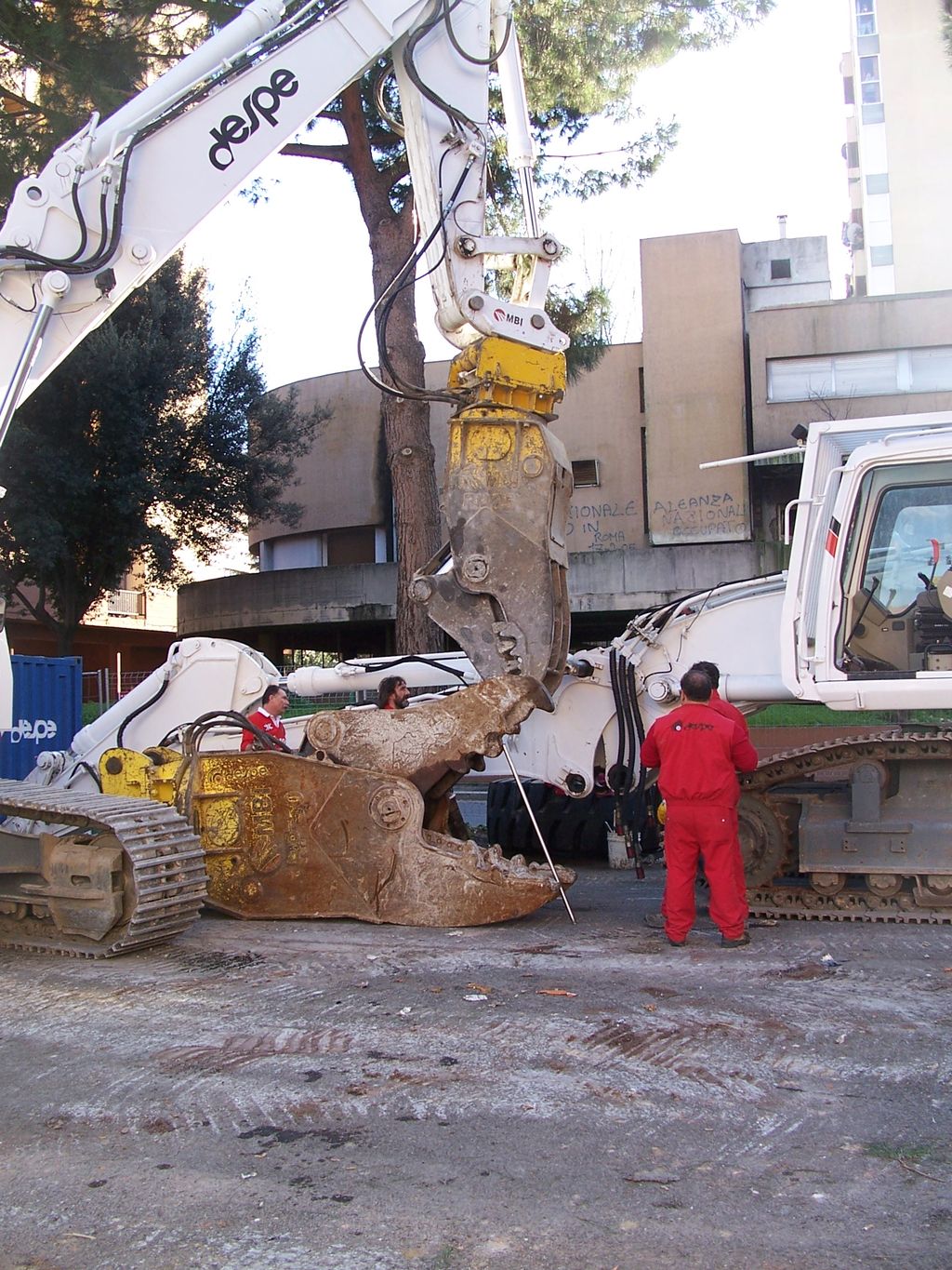 daewoo 470 nÂ°1 montaggio braccio