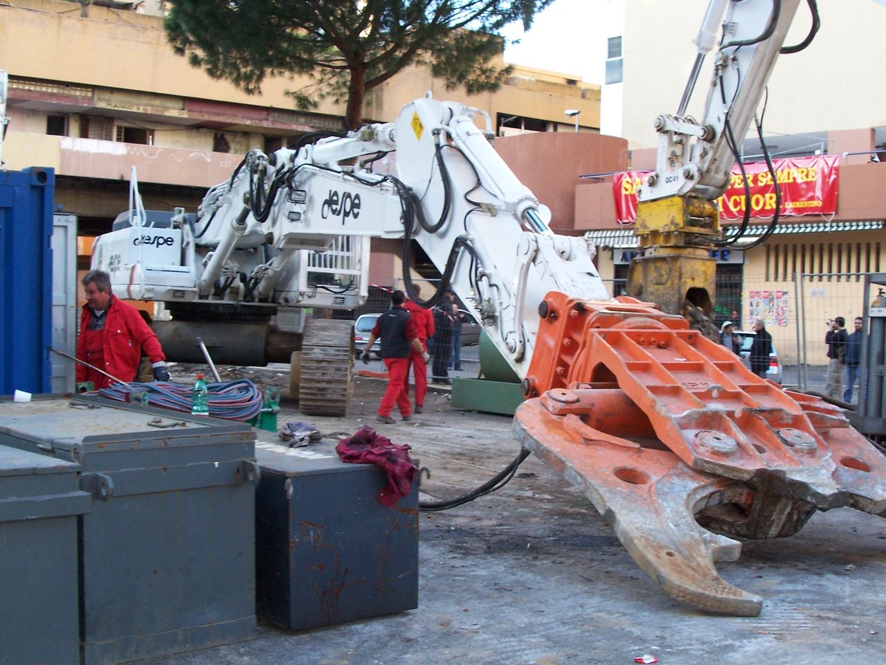 daewoo 470 nÂ°1 montaggio pinza