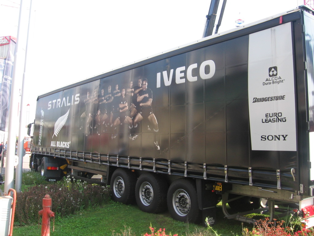 stand Delcar:Iveco Stralis All Blacks